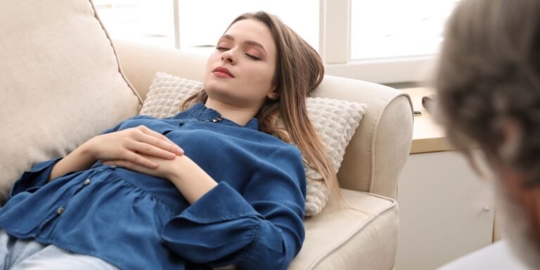 what is past life regression hypnosis